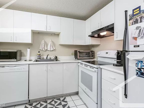 16 Elmer St. #102 Cambridge (Riverside) Unit Photo 6
