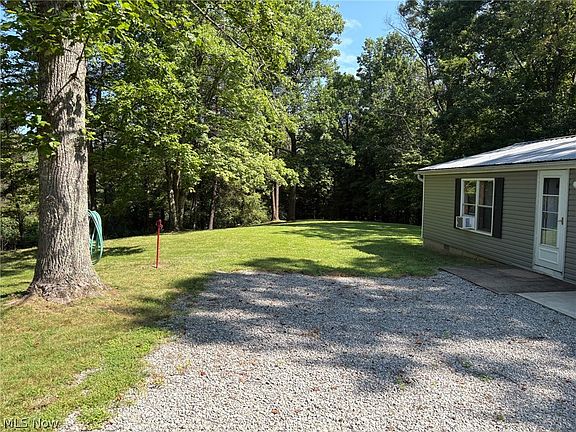 2nd image of 42570 Tucker Rd