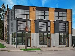 204 N 36th St, Seattle, WA 98103