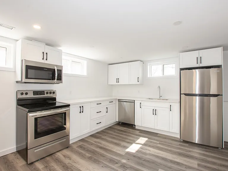 29 Westdale Dr — Photo 7