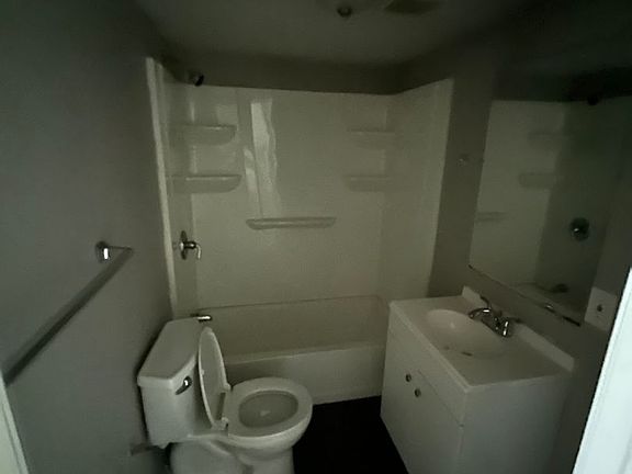 5th image of 3218 H St Floor 1