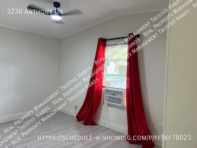 3230 Anthony Dr — Photo 12