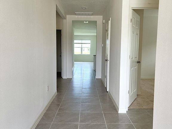 2nd image of 4925 Amasa Cir