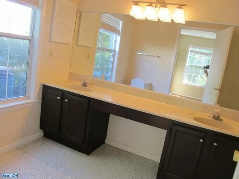 111 Biscayne Ct — Photo 13