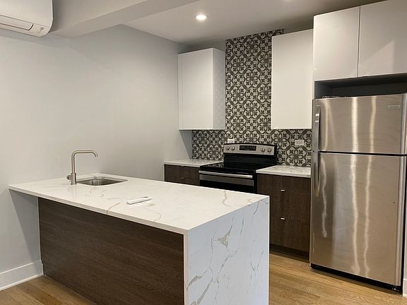 3rd image of 583 W 215th St #3C