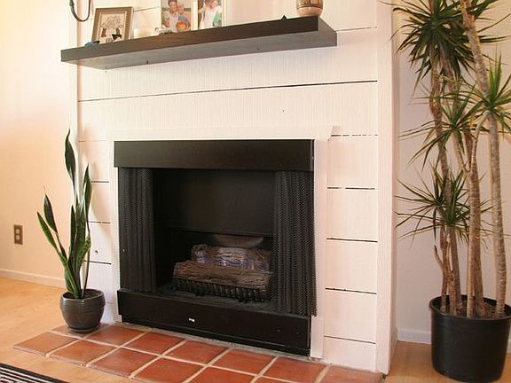 Livingroom Fireplace