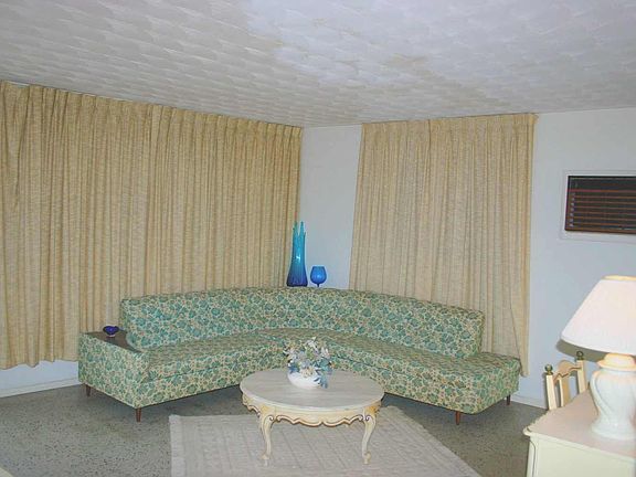 4th image of 3120 NE 11th Ave