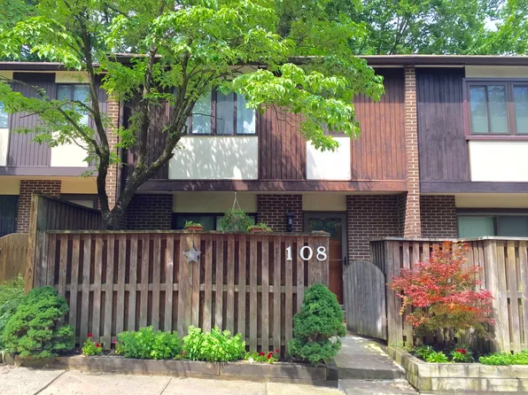 108 Pine Bark Ct #108, Cockeysville, MD 21030