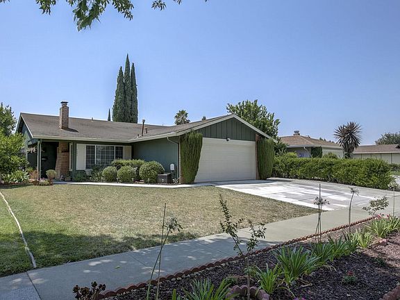 4th image of 7245 Middlebury Way