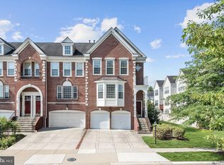 460 Penwood Dr, Edgewater, MD 21037