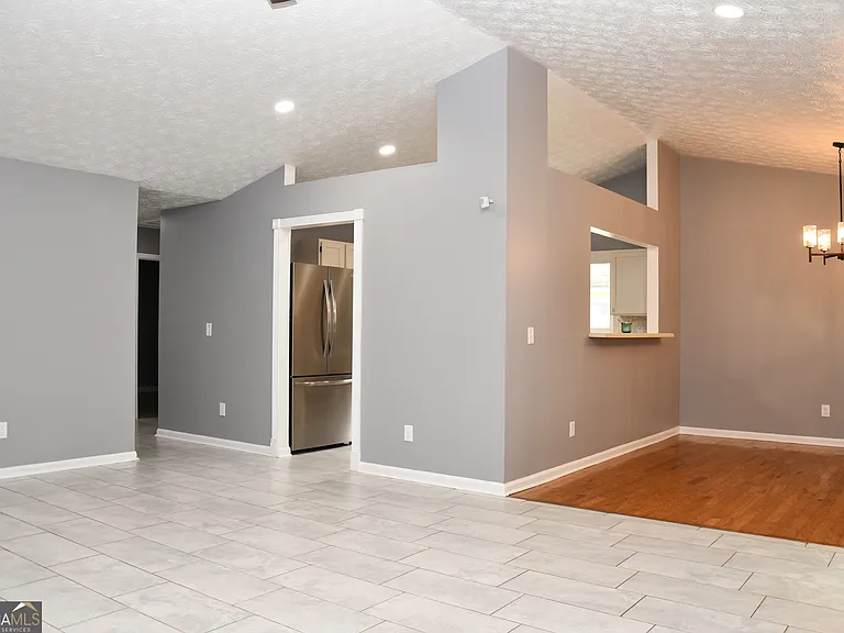 5932 Homestead Cir — Photo 25