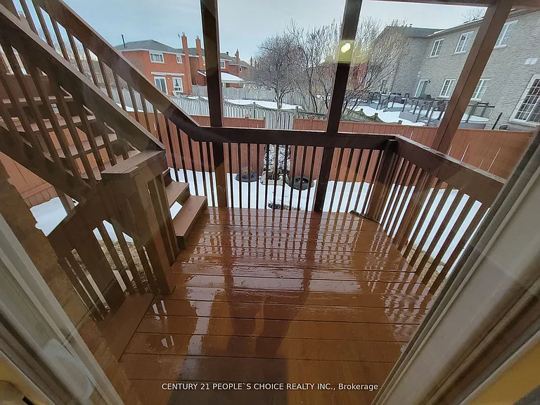783 Millworks Cres — Photo 29