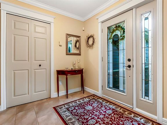 4th image of 13 Cadiz Close