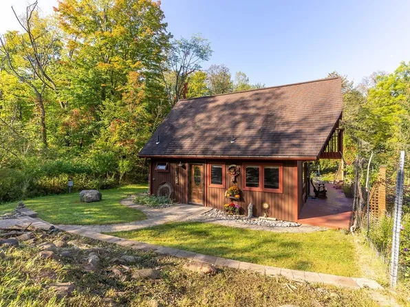 14673 Wildwood Dr N, Sterling, NY 13156