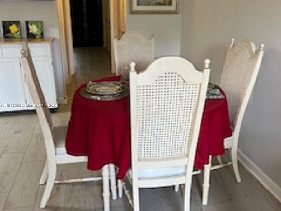 5th image of 1069 Newport Dr #1069-Q