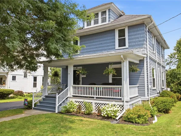 14 Lathrop Ave, Le Roy, NY 14482