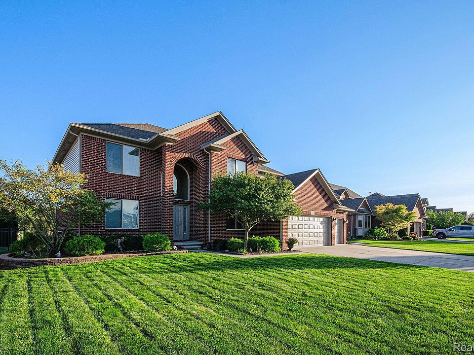 1st image of 31597 Marigold Dr