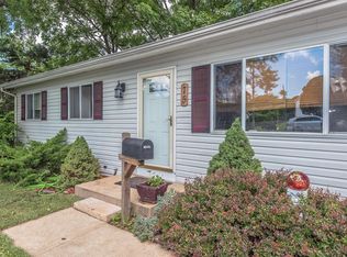 75 Ville Teresa Ct, Hazelwood, MO