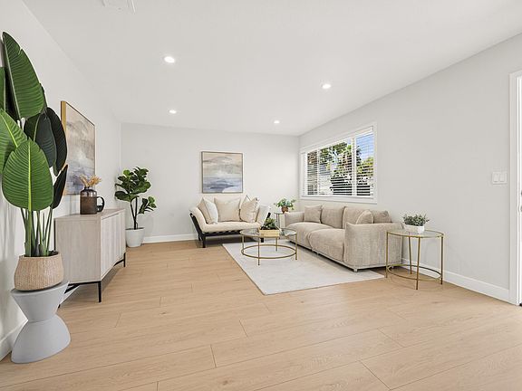 3rd image of 4141 E Addington Cir