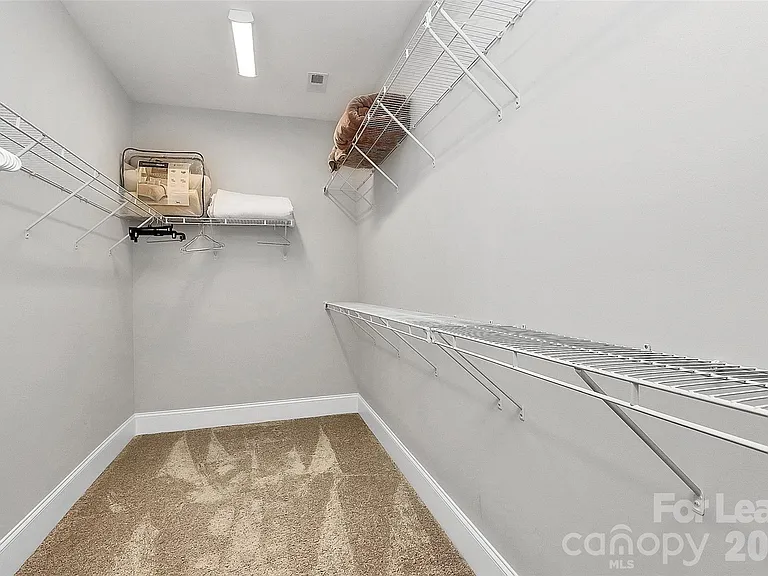 136 Preston Rd — Photo 28