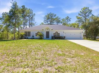 18063 Parrot Rd, Weeki Wachee, FL 34614