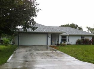 802 Riviera Ave, Sebastian, FL 32958