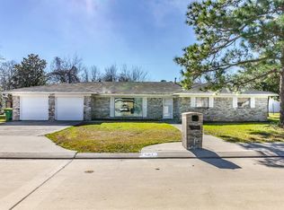2001 Superior St, Baytown, TX 77520