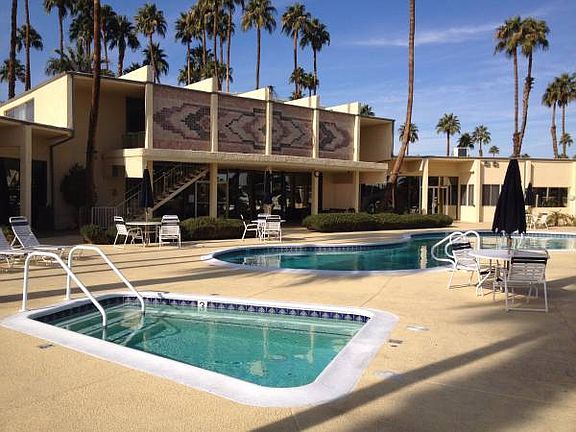 Community Center/Pool