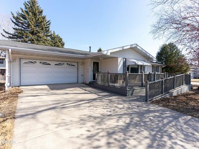 3209 Cherry St, Grand Forks, ND, 58201