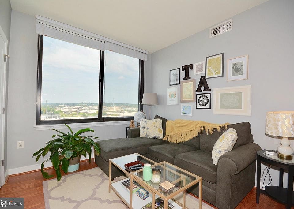 1st image of 2451 Midtown #1320