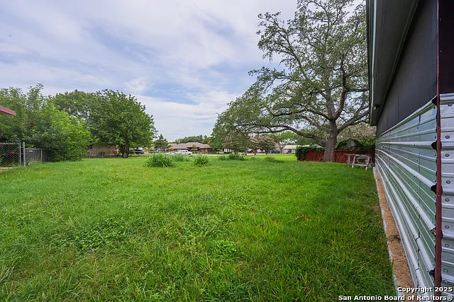1002 River Oak Main House Seguin Ter #MAIN HOUSE — Photo 32