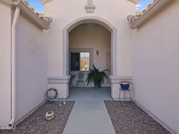 4th image of 501 W Rio Teras