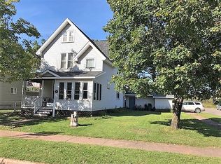 641 Carr St, Negaunee, MI 49866
