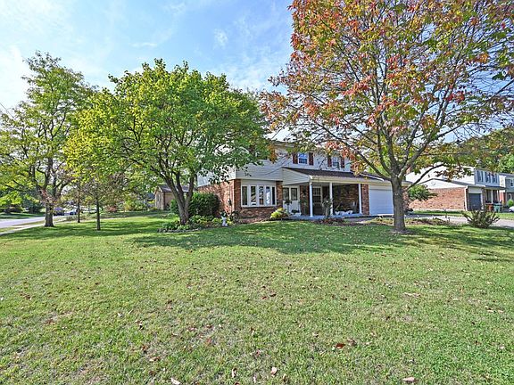 3rd image of 11923 Cedarcreek Dr