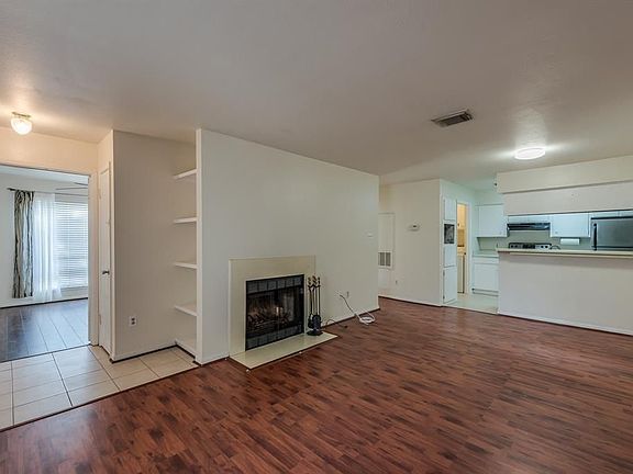 4th image of 2626 Holly Hall St APT 316