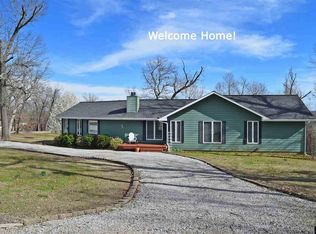 135 Hickory Heights Dr, Mountain Home, AR 72653