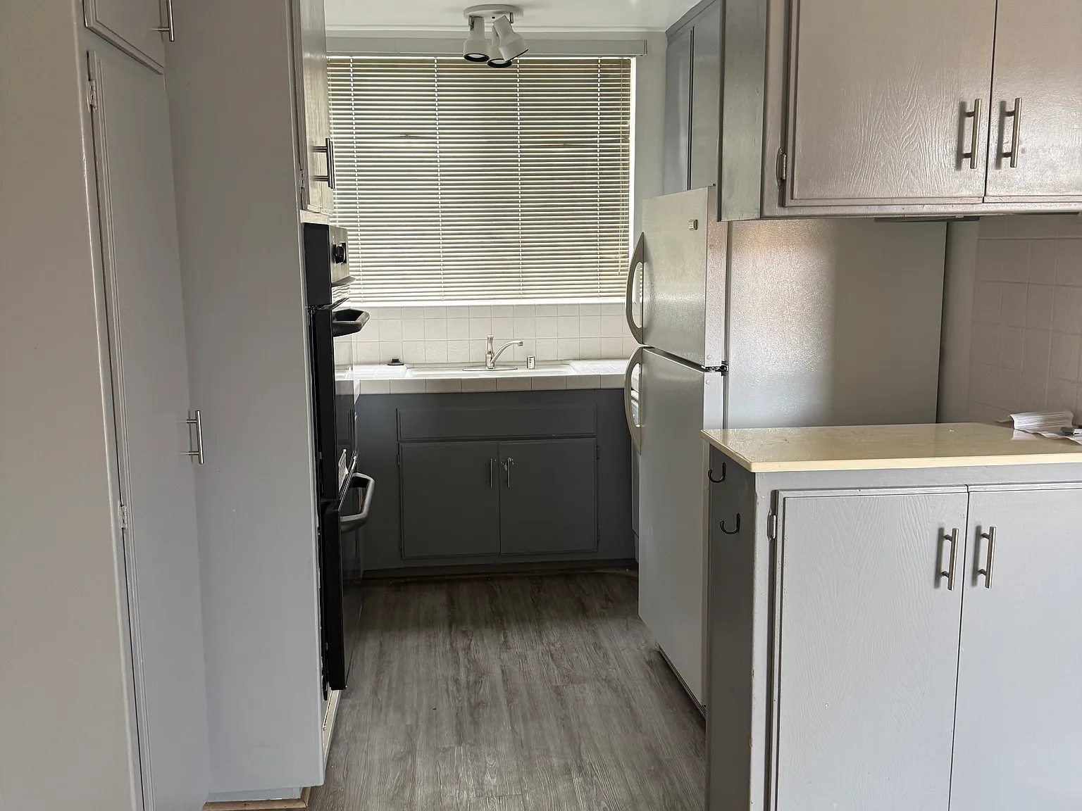 1 bed, 726 sqft, $2,100 — Photo 4