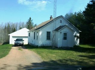 277 W Sunset Lake Rd, Iron River, MI 49935