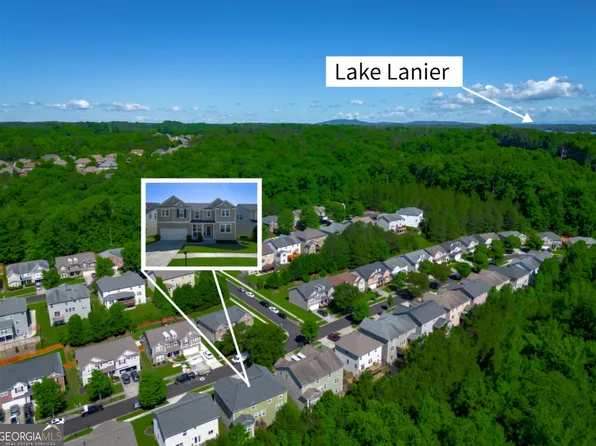 1218 Lanier Springs Dr, Buford, GA 30518
