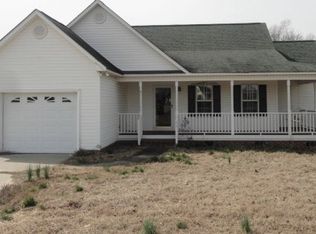 35 Good Cir, Fuquay Varina, NC 27526