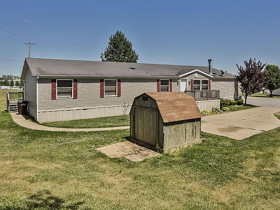 2nd image of 537 Birchwood Cir