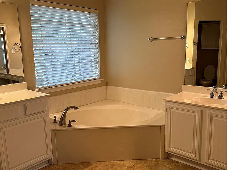 3524 Misty Meadow Dr — Photo 15