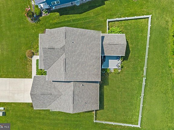 5th image of 36634 Greenway Dr