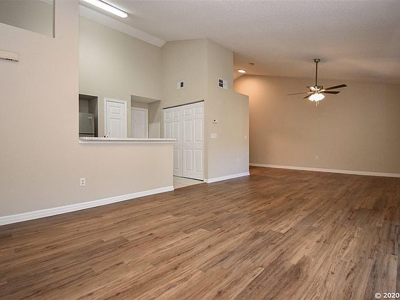 4th image of 10000 SW 52nd Ave APT K62