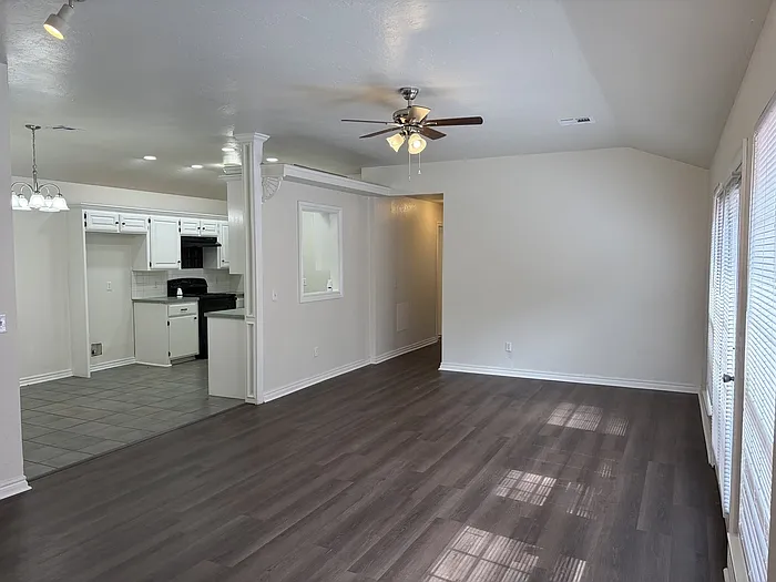 4813 SE 89th Ter — Photo 2