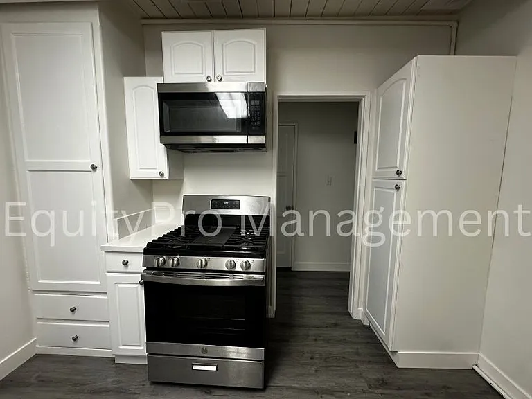 12103 Howard St #12103 — Photo 6