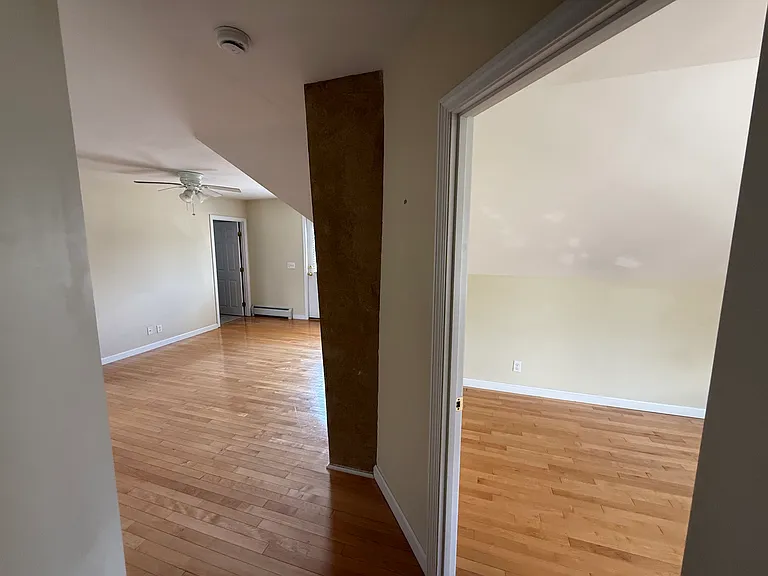 15 Newton Ave #3 — Photo 6