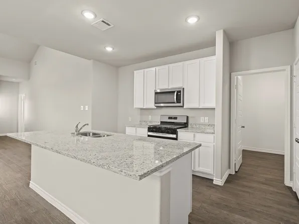 9228 Union Pacific Dr, Fort Worth, TX 76123