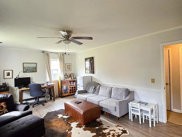 5813 Rangeley Dr — Photo 23