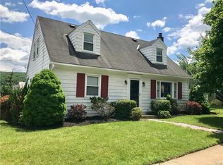 1002 Jeter Ave, Fountain Hill, PA 18015
